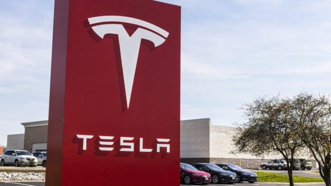 Tesla Says Massive Data Breach Was an Inside Job