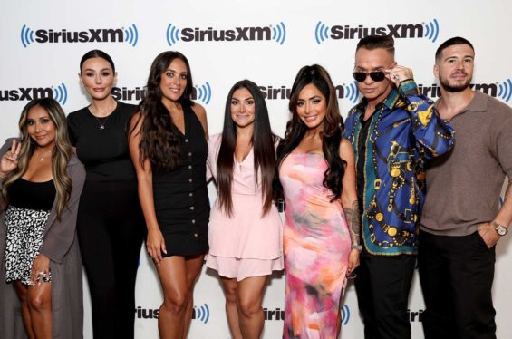 Where To Watch Jersey Shore Family Vacation