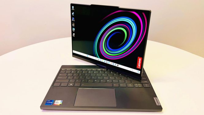 Lenovo ThinkBook Plus Gen 4 Review: E Ink and OLED Screens in a Single Laptop