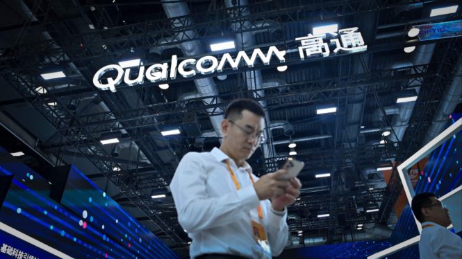 Qualcomm strikes new Apple deal on 5G chips