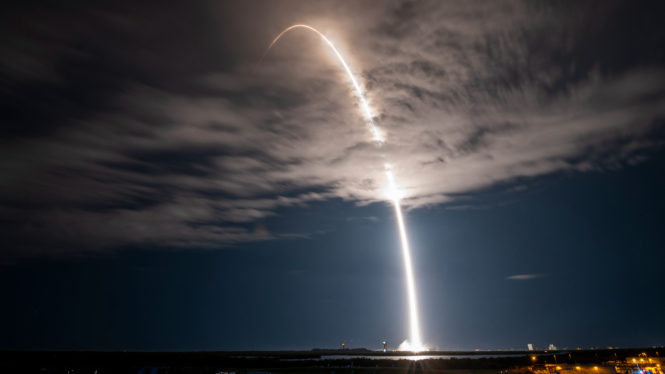 SpaceX rocket to launch on record-tying 17th mission tonight