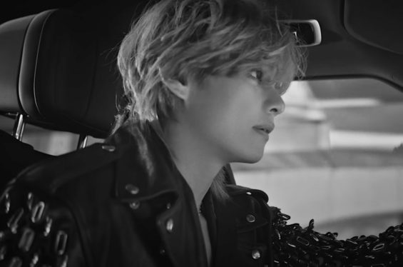 V Goes Black & White for Moody ‘Blue’ Music Video: Watch