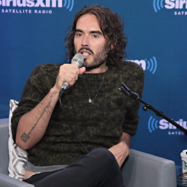 YouTube Blocks Russell Brand From Making Money Through Its Platform