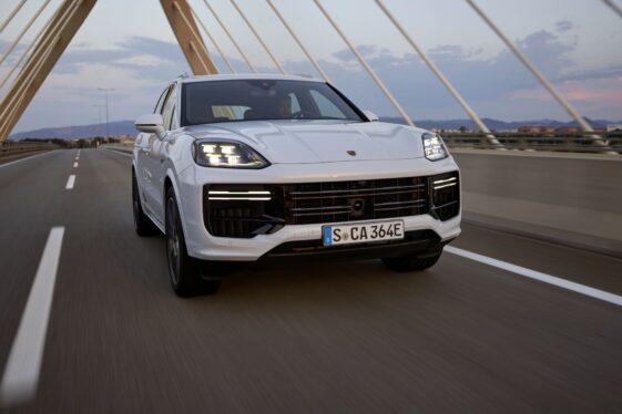 2024 Porsche Cayenne Turbo E-Hybrid First Drive Review: The other 700 club