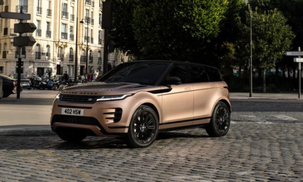 2024 Range Rover Evoque Review: Fashion for the city, skills for the country