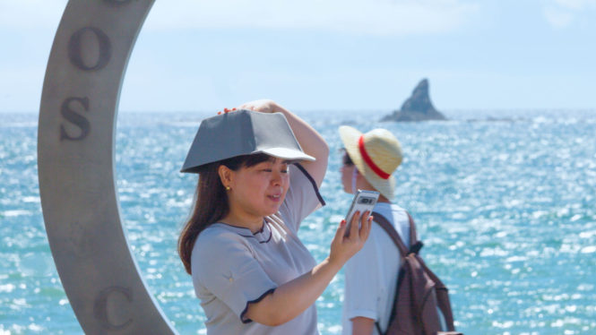 Google open-sourced a hat shaped like a giant keycap—and it actually types