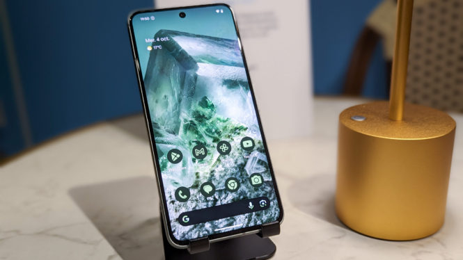 Google’s Pixel 8 trade-in deals are absolutely embarrassing