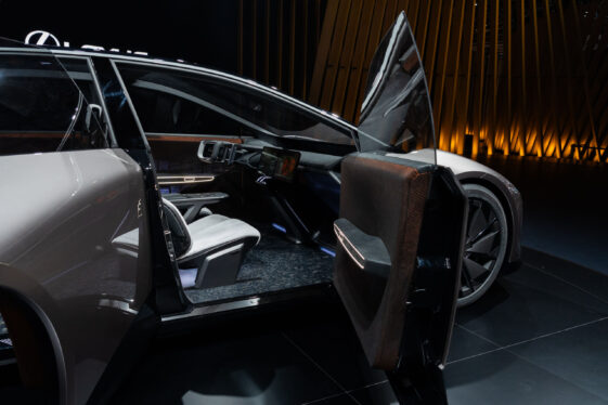 Lexus LF-ZC and LF-ZL concepts show extreme aero can look extremely good