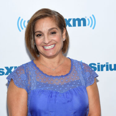 Mary Lou Retton Crowdfunded Her Medical Debt, Like Many Thousands of Others