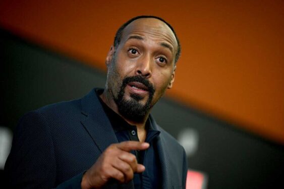 The Irrational Director On Jesse L. Martin’s Duality As Alec Mercer