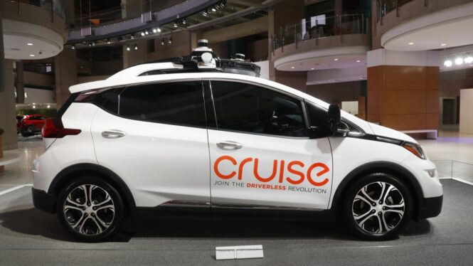 California regulators weigh a do-over for Cruise’s robotaxi permit