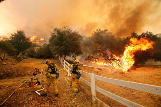 Fast-Growing Wildfire in Southern California Forces Thousands to Evacuate