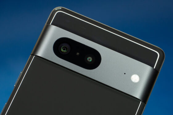 Google Pixel 7 Review: Still Has the Best Smartphone Camera