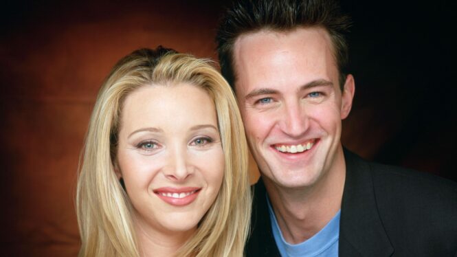 Lisa Kudrow Shares Her Tribute To Friend & Co-Star Matthew Perry