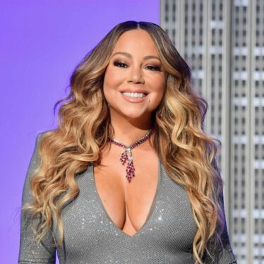 Mariah Carey Breaks Through to the Top 3 of TikTok Billboard Top 50 Chart | Billboard News