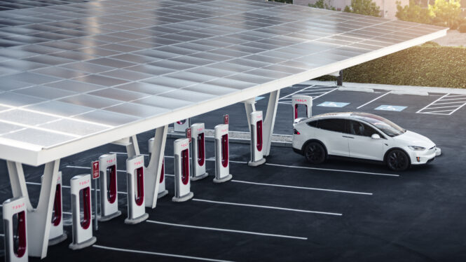 Tesla reveals more about how its Magic Dock charging system actually works