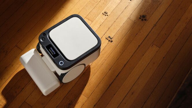 The Matic robovac can clean up and mop your house – and it doesn’t need you