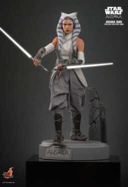 The Star Wars: Ahsoka Hot Toys Figure Is Battle-Ready