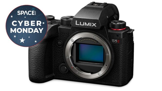 This $300 Panasonic Lumix S5 II saving could be one of the last Cyber Monday camera deals