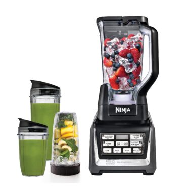 This Ninja Blender doubles as a Vitamix & NutriBullet, and it’s $20 off