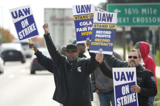 UAW strike lost Ford 100,000 sales and cost $1.7 billion in lost profits