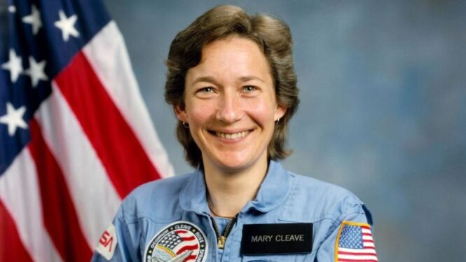 Mary Cleave, Who Glimpsed a Blighted Earth From Space, Dies at 76