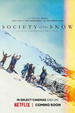 8 Things The Andes Plane Crash Survivors Have Said About Society Of The Snow Movie