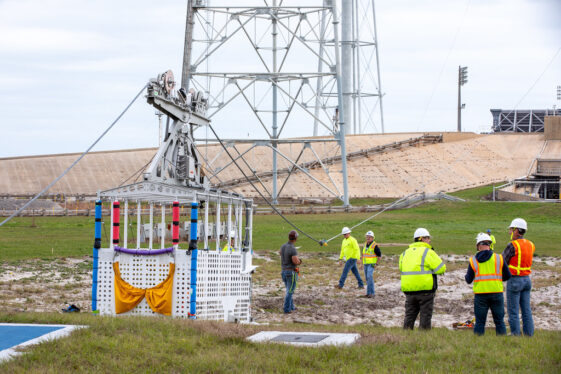 Artemis Teams Install Emergency Escape Baskets at NASA Kennedy