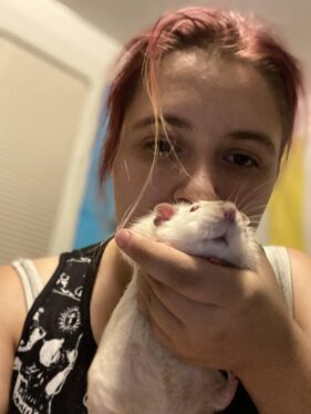 Even Rats Are Taking Selfies Now (and Enjoying It)