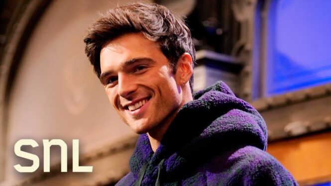 Jacob Elordi Faces His Fears & Takes His First Steps In New ‘SNL’ Promo