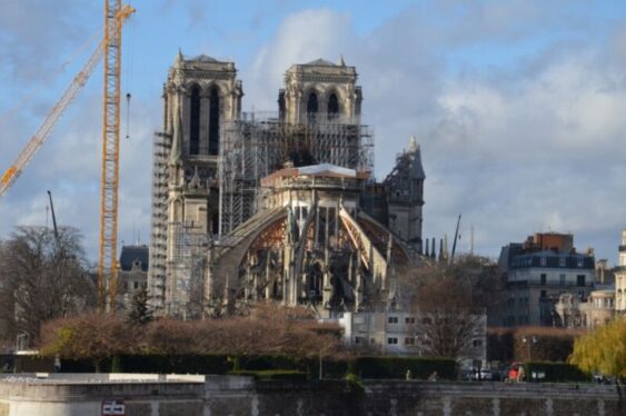 Notre Dame cathedral first to use iron reinforcements in 12th century