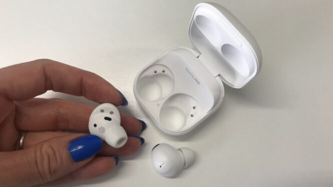 Samsung’s next Galaxy Buds might offer real-time translation using AI – wunderbar!