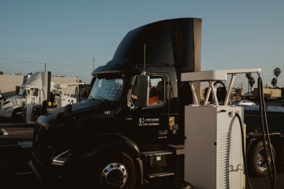 Truck Makers Team Up to Push for Electric Vehicle Chargers