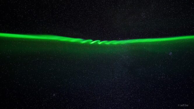 Watch extremely rare ‘aurora curls’ ripple through the northern lights (video)