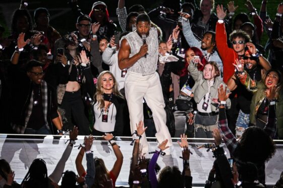Five Usher Albums Shake Up Billboard 200 After Super Bowl