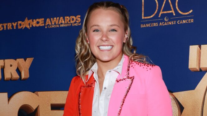 JoJo Siwa Says She Has Baby Names & A Sperm Donor ‘Lined Up’ for Future Children