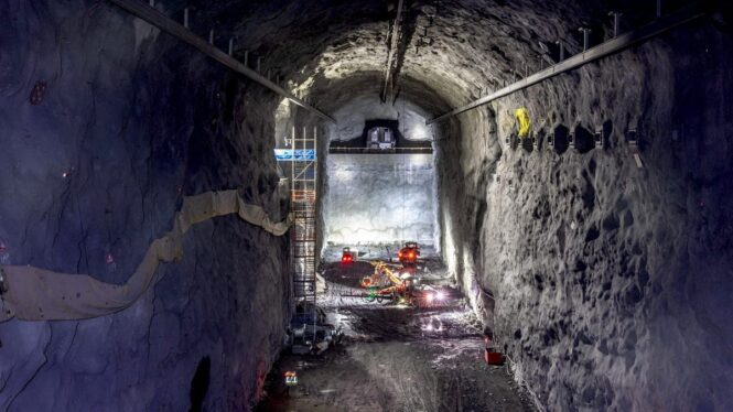 Massive Caverns Excavated for New Particle Accelerator in South Dakota