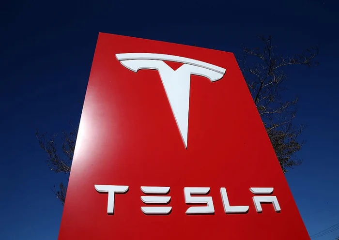 Tesla must face class action claims by 6,000 US workers in race bias case