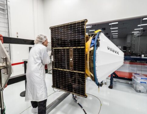 Varda Space, Rocket Lab nail first-of-its-kind spacecraft landing in Utah