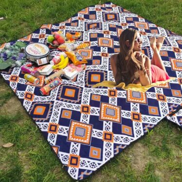 7 Cute Picnic Blankets to Pack for Festivals, Park Hangs & the Beach