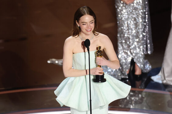 Emma Stone’s Oscars Speech Gets Swifties’ Attention by Quoting Taylor Swift Song Title