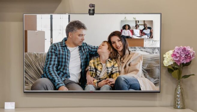 How to make video calls on a TV: 8 of the most popular ways