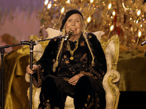 Joni Mitchell, Following Neil Young, Returns to Spotify After Protest