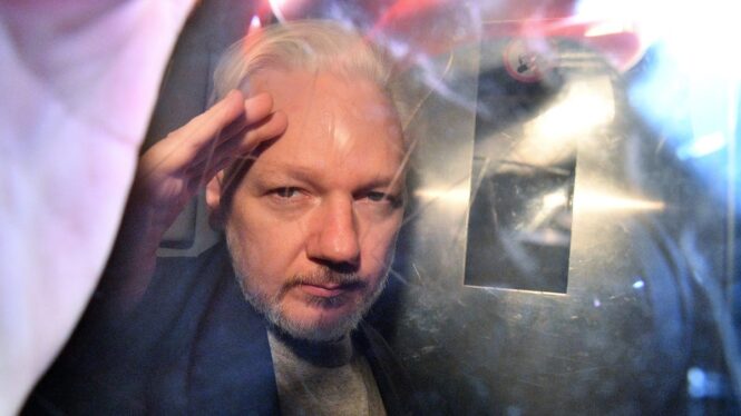 Julian Assange Extradition Delayed as UK Court Asks for Assurance He Won’t Receive Death Penalty