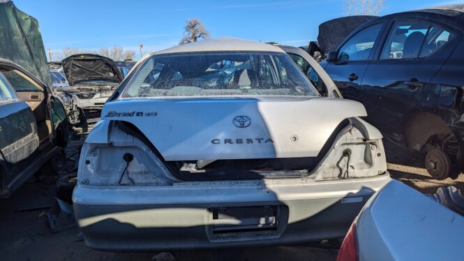 Junkyard Gem: 1997 Toyota Cresta Exceed G 2.5