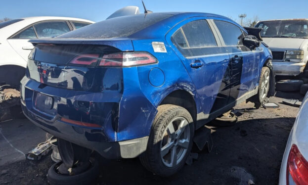 Junkyard Gem: 2013 Chevrolet Volt