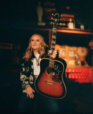 Melissa Etheridge Reflects On Early Career In ‘Gender Equity In Music Report’: ‘My Queerness Protected Me’