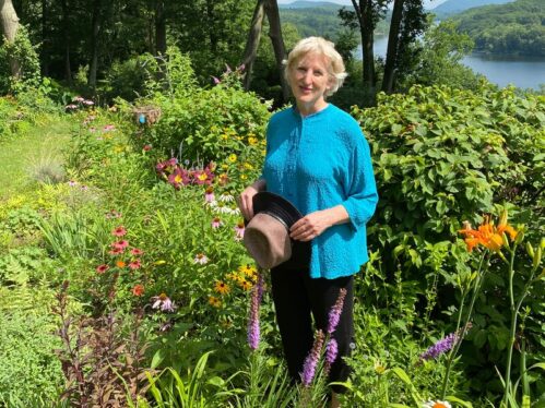 Rabbi Ellen Bernstein, Who Saw Ecology as God’s Work, Dies at 70
