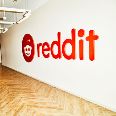 Reddit Said to Price IPO at $34 a Share, in a Positive Sign for Tech