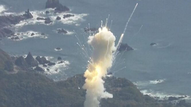 See a Kairos Rocket Explode Seconds After Liftoff